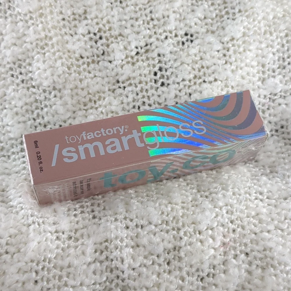toyfactory smart gloss